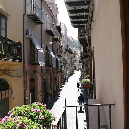 Casa Baby Friendly Apartment Cefalù